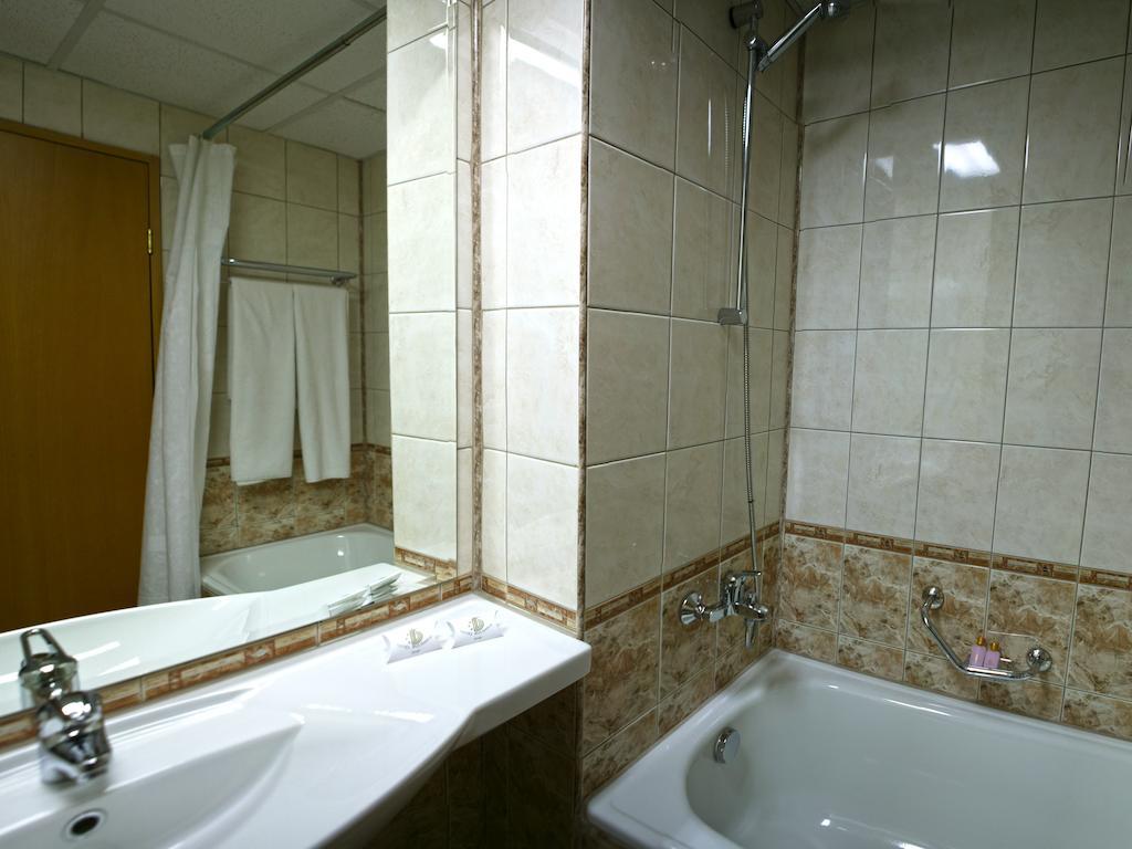 Hotel Bulgaria Dobrich Quarto foto