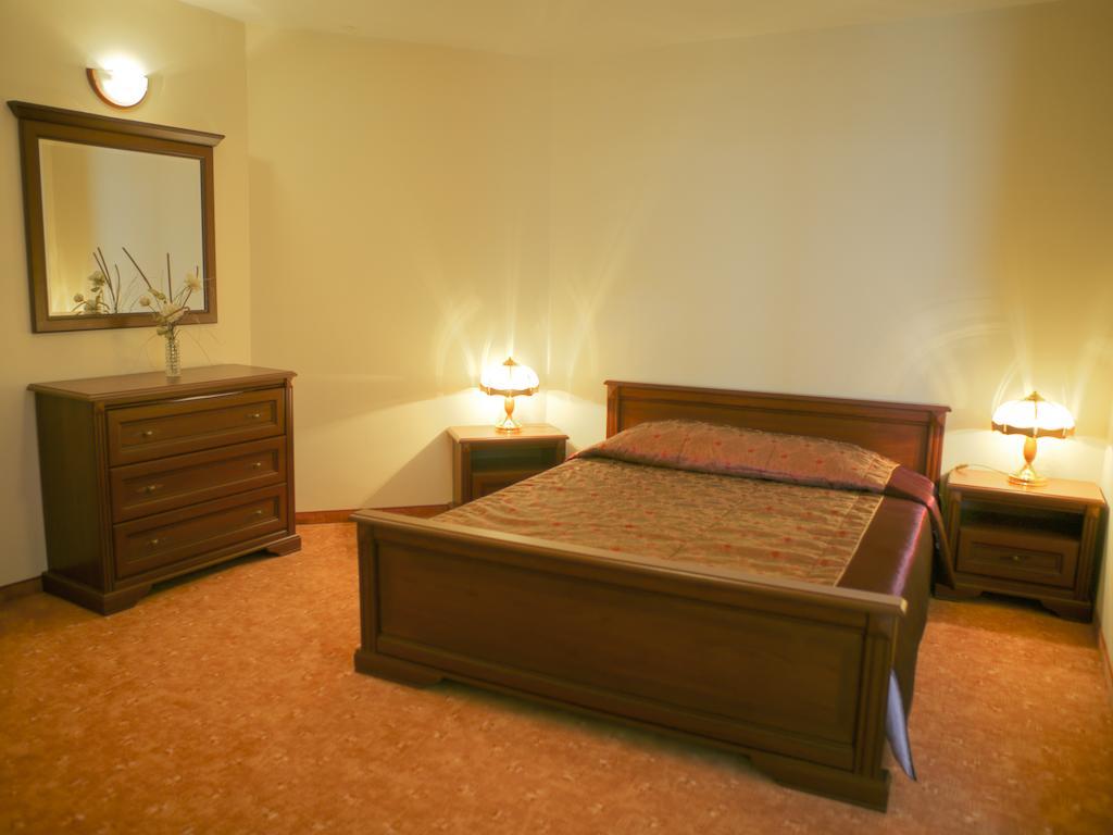 Hotel Bulgaria Dobrich Quarto foto